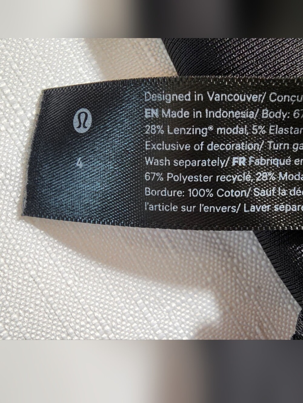 Lululemon Ribbed Softstreme Cropped Tank Top Black Sz 4 - Picture 7 of 8